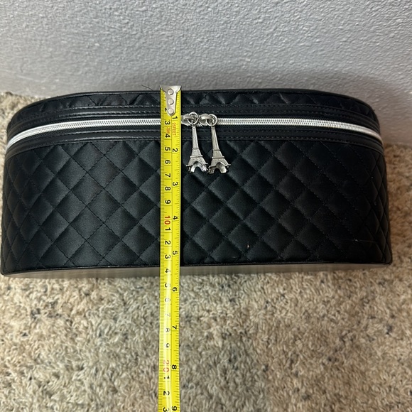 LANCÔME Holiday Beauty Makeup Box & pouch - Picture 10 of 12